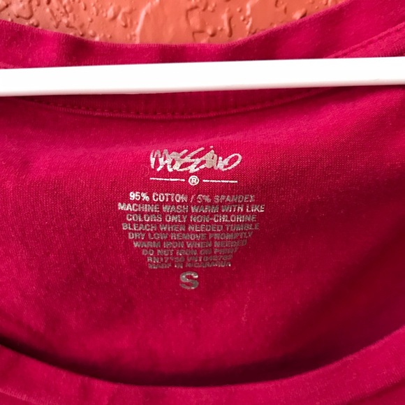 Basic Tee - Picture 3 of 3